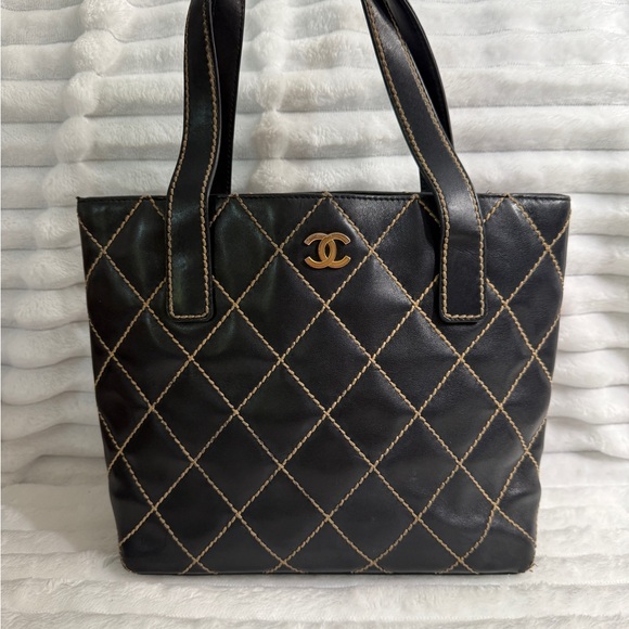 CHANEL Black and Gold Quilted Tote - Picture 1 of 8